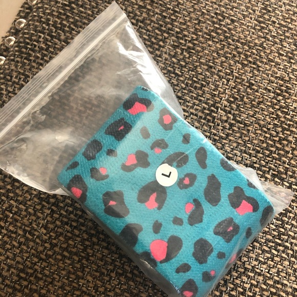 Booty Band - Picture 3 of 5